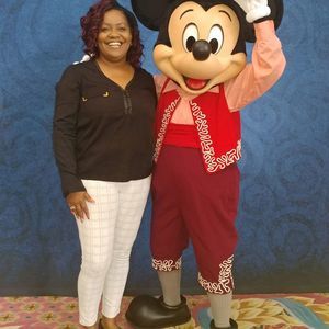 Meet your Posher, Tonya